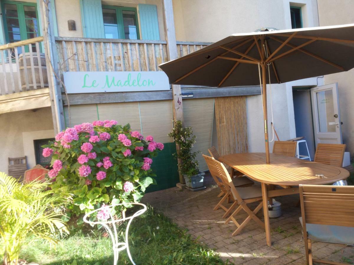 Madelon IV Bed & Breakfast Belves Luaran gambar